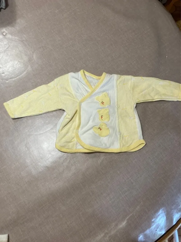 Gilet croisé vintage bébé jaune et blanc – oursons brodés – années 80/90