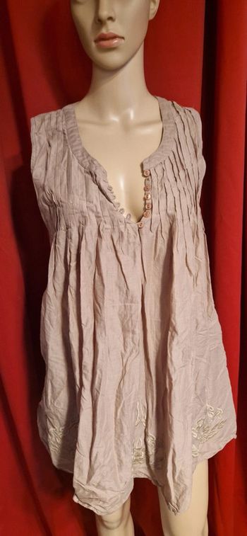 Blouse beige boutons col taille 1