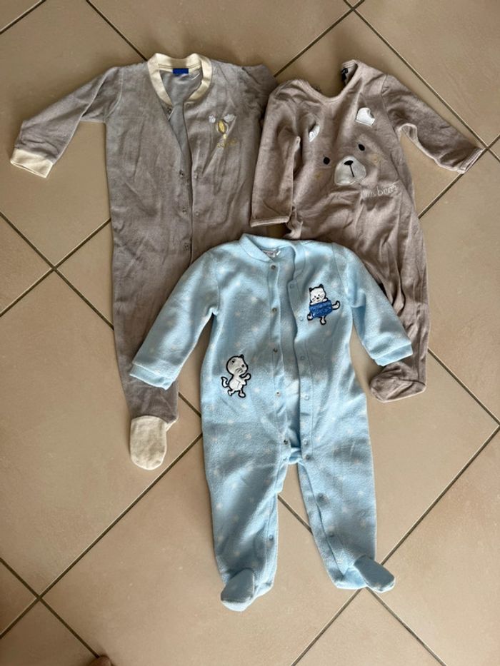 Lot de 14 pyjamas une pièce - photo numéro 4