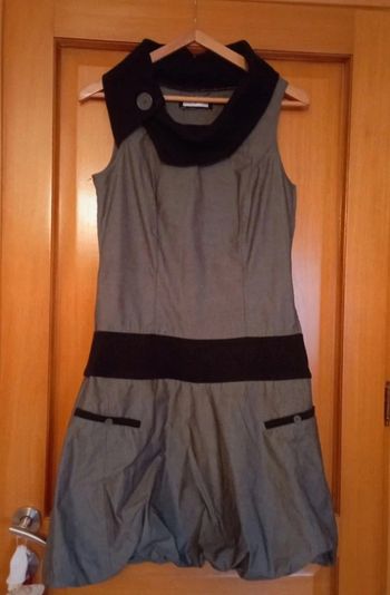 Robe boule Cache Cache taille 38 en très bon état