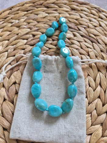 Collier perles turquoise neuf