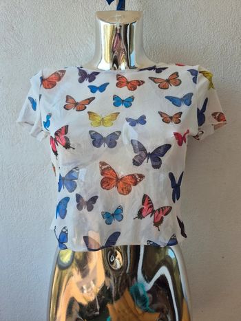 T-shirt court motif papillon transparent