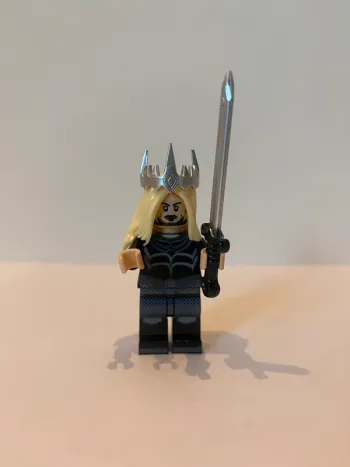 Figurine type lego Sauron. le seigneur des anneaux/Hobbit