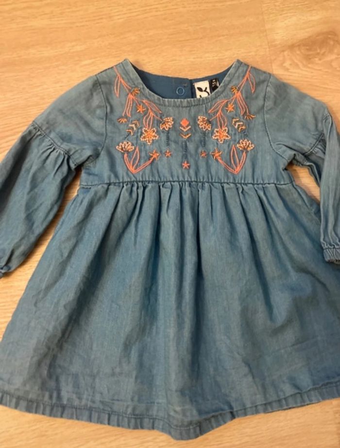 Robe 3-6 mois - photo numéro 2