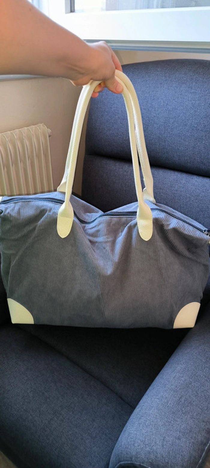 Grand Sac fourre-tout très tendance gris velour