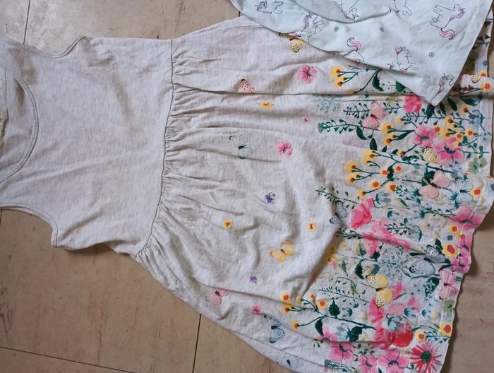 2 robes 8/10 ans H&M et Kiabi - photo numéro 5