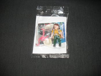 FIGURINE SOIGNEUR + FLAMANT ROSE "PLAYMOBIL" 2015 - NEUF - n°07