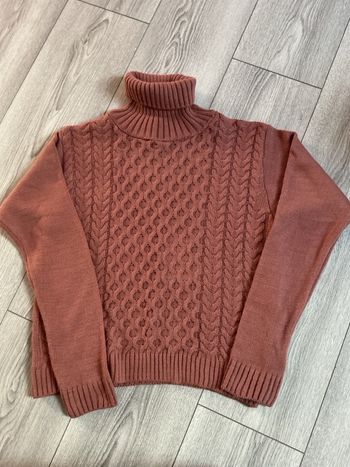 Pull femme neuf taille M