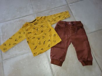 Ensemble haut et pantalon chien 6 mois