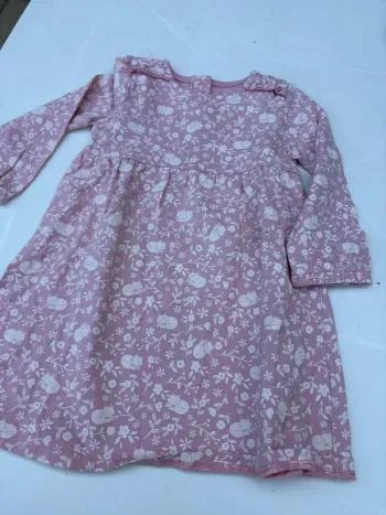 Robe rose et blanche 12 mois renards C&A