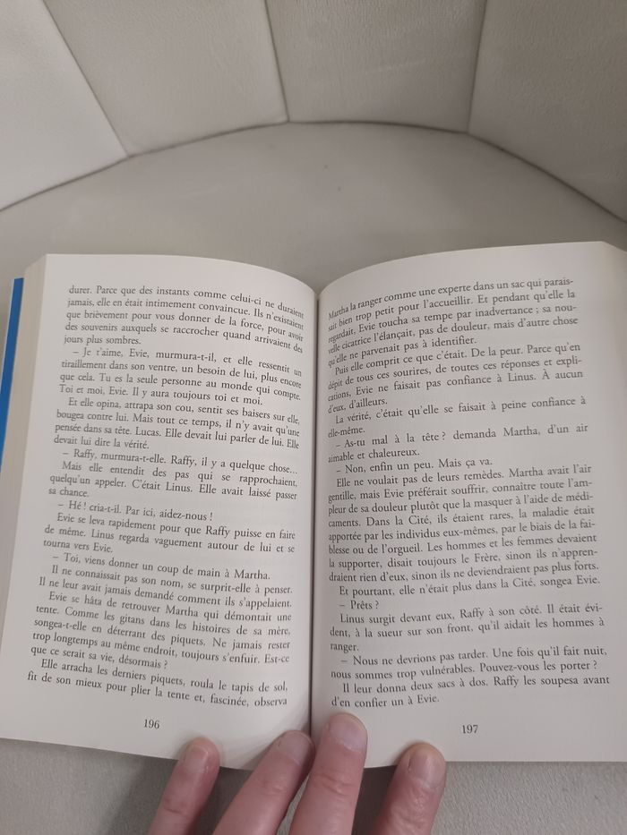Livre " Déviances " - photo numéro 4