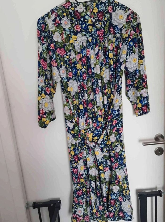 Robe fleurie vintage  taille  40 42 - photo numéro 7