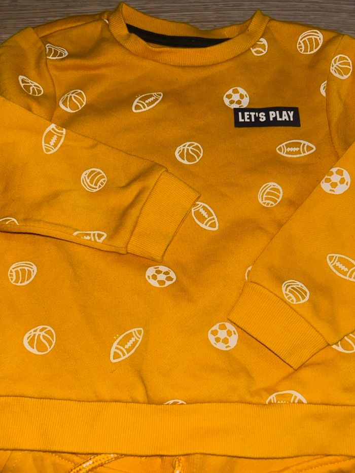 Ensemble jogging 24/36m - photo numéro 2