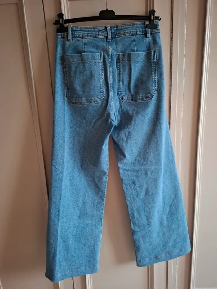Jeans flare taille haute Stradivarius - photo numéro 2