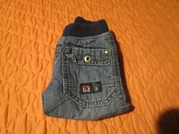 Jeans taille 9 mois garçon