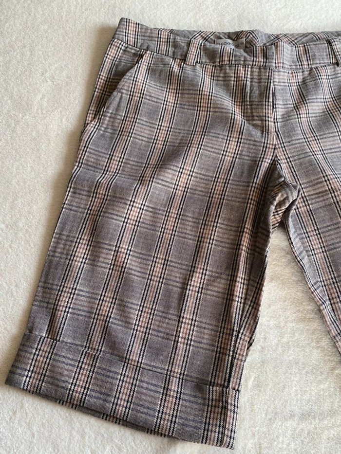 Short bermuda C&A clockhouse Gris beige noir à carreaux taille 42 - photo numéro 2