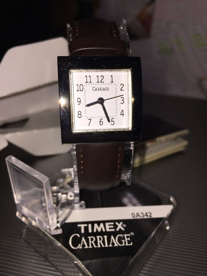 29-Montre TIMEX neuve