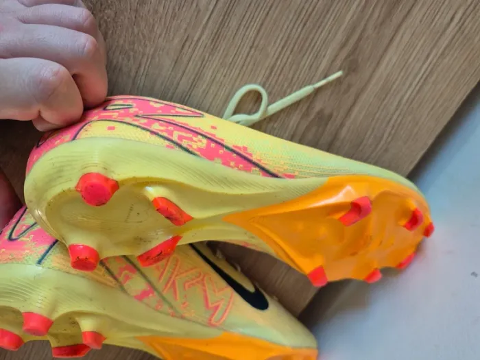 Chaussures de foot nike kyllian Mbappe taille 39 - photo numéro 9