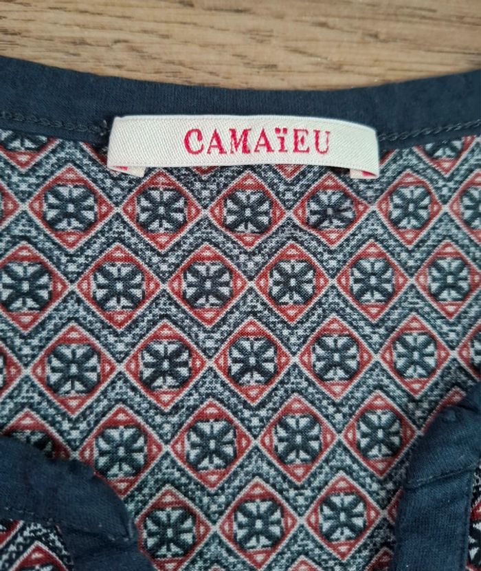 T-shirt à manche Camaïeu Taille S. - photo numéro 3