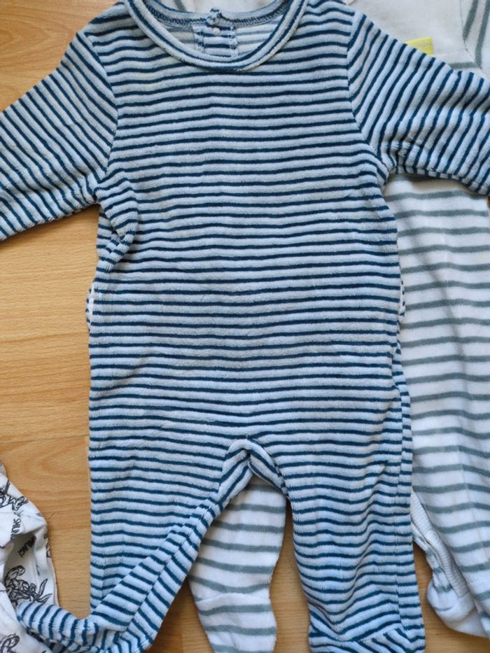 Pyjamas - photo numéro 4