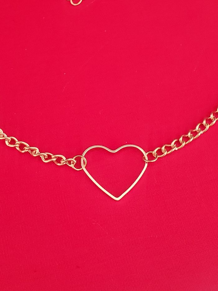 Collier a chaîne pendentif doré coeur
