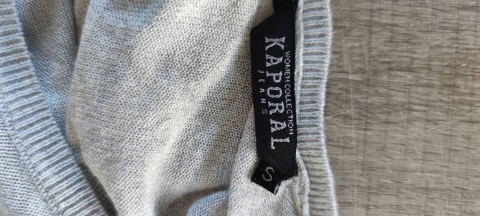 Pull manche longue Kaporal gris Taille S femme, très bon état - photo numéro 10