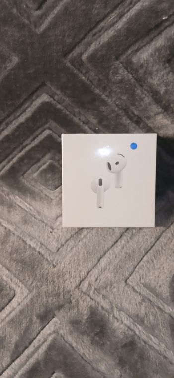 Airpods 4