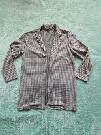 Très jolie veste 14 ans