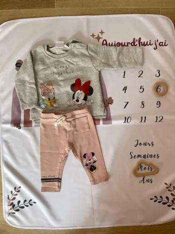 Ensemble bébé fille Zara – Taille 6 mois – Motif Disney