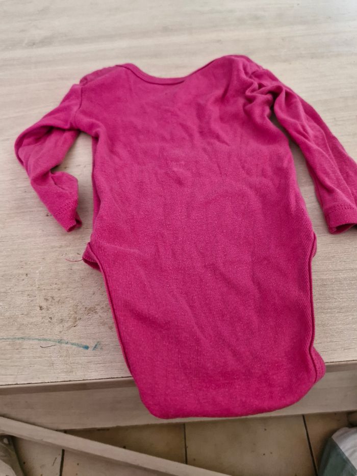 Body taille 9 mois - photo numéro 2