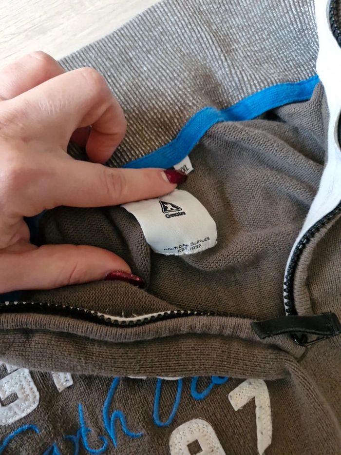 Pull camionneur - photo numéro 3