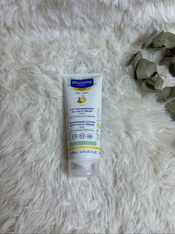Mustela lait nourrissant