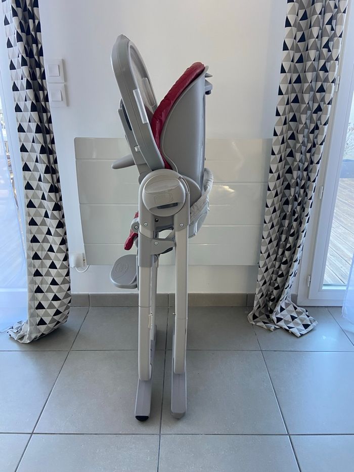 Chaise haute inclinable chicco - photo numéro 4
