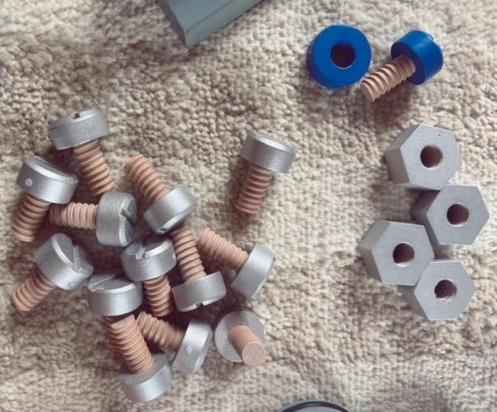 Grand camion de chantier à construire janod - photo numéro 4