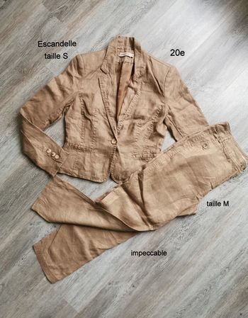 Ensemble tailleur décontracté taile S et M Escandelle