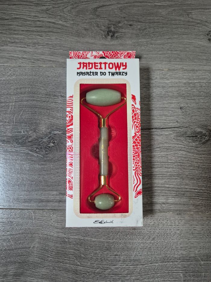 Rouleau de jade / Accessoire de massage pour le visage