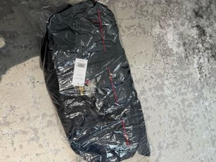 Sac de voyage / sport chevignon neuf - photo numéro 5