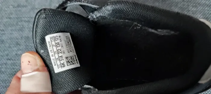 Chaussures Adidas garçon - photo numéro 5