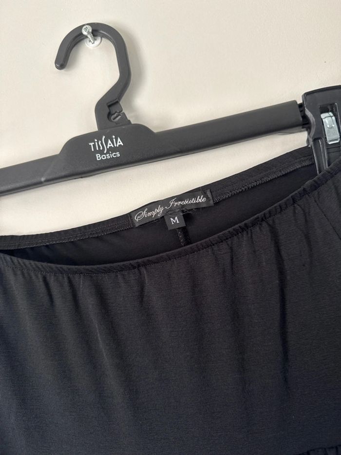 👗Jupe Noir - taille M - simply Irrésistible - neuf sans étiquette - photo numéro 2