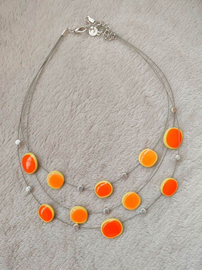 Collier ras de cou