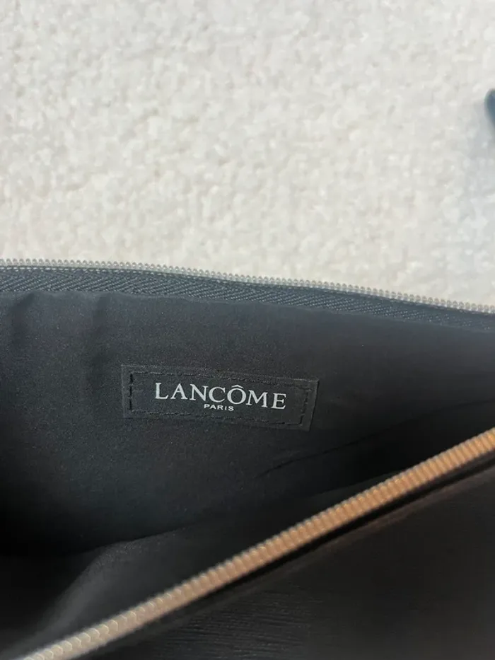 trousse pochette de maquillage Lancome - photo numéro 2