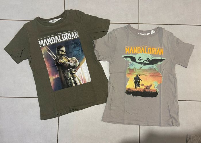 Lot 2 tee shirts Star Wars 10 ans