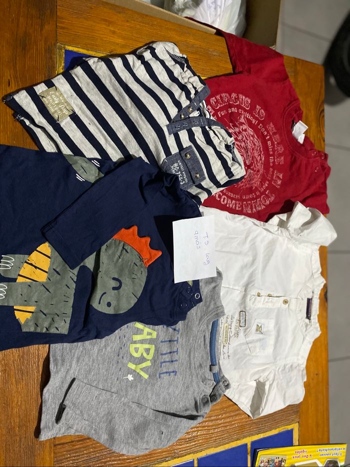T-shirt manches longues taille 9 mois