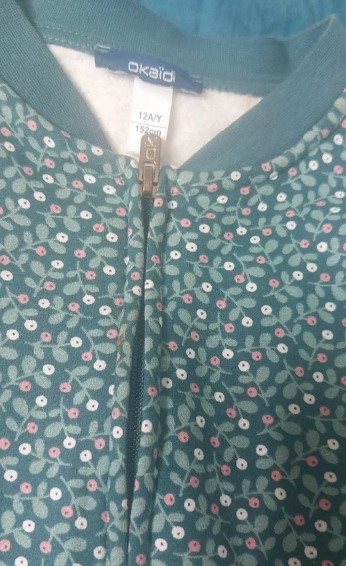 Lot de 2 gilets taille 12 ans - photo numéro 4
