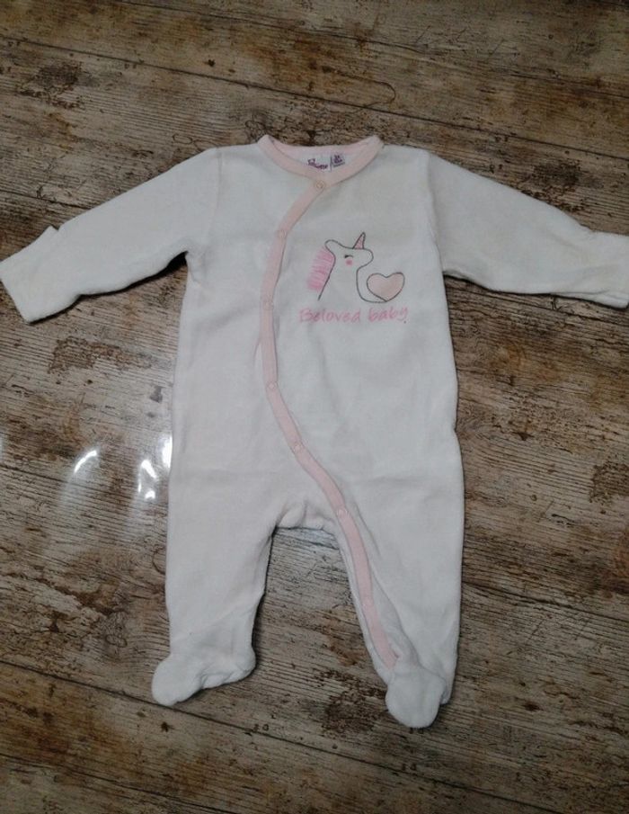 Joli pyjamas / grenouillère en velours fille 3 mois 60 cm