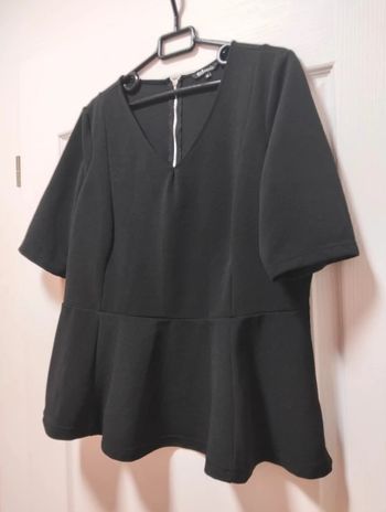 Top peplum noir mc M&S Mode 44