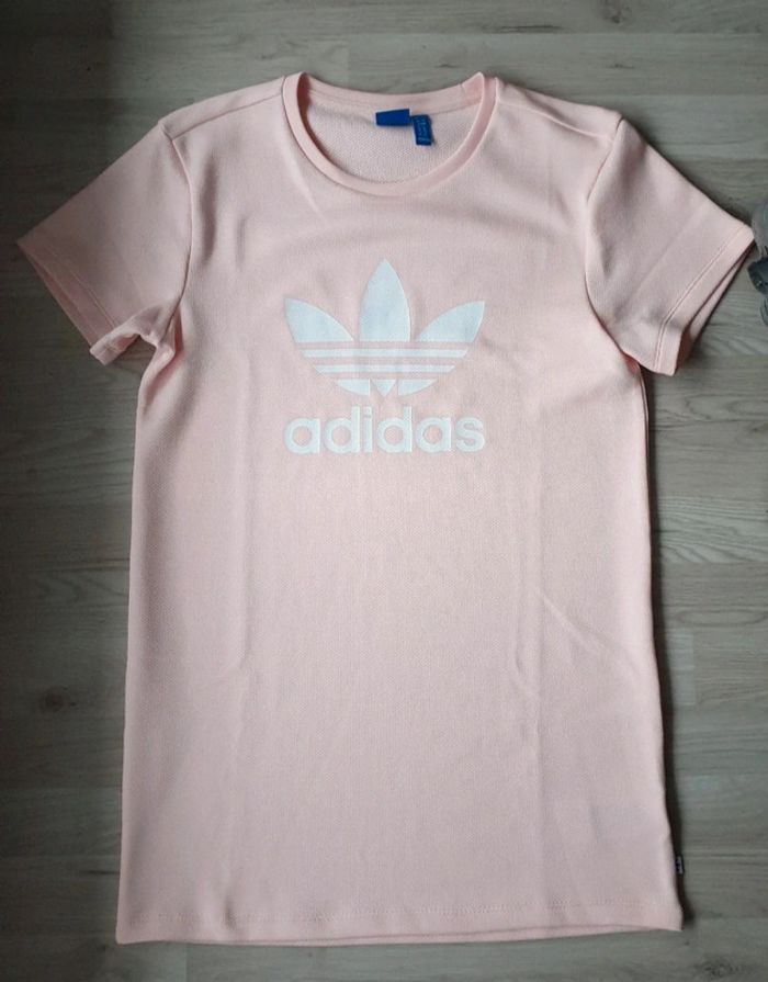 Robe Adidas