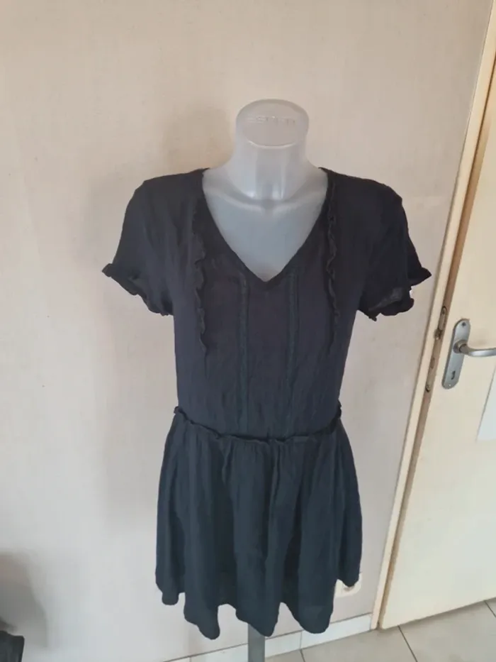 Robe bleue marine cherry paris taille 36 tres bon etat - photo numéro 2