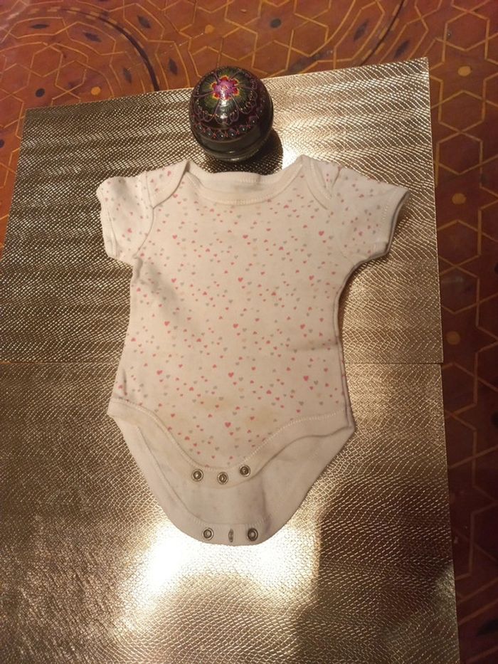 Body coton a cœurs 12 mois - photo numéro 5