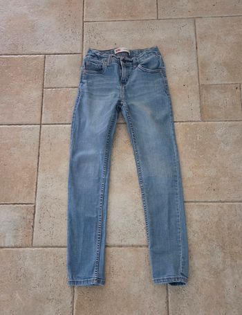 Jean Levi’s Skinny Taper – bleu clair – garçon/fille 10 ans (140 cm) – excellent état'